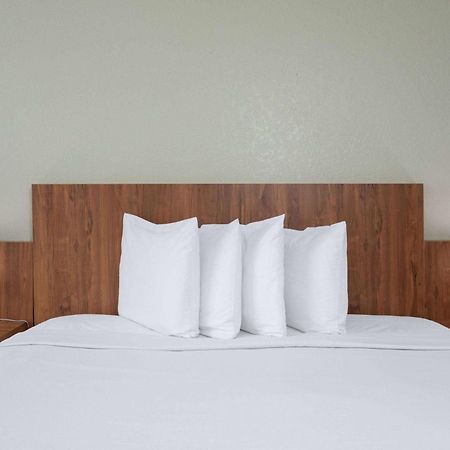 Hotel Ramada By Wyndham Altamonte Springs Near I-4 Extérieur photo